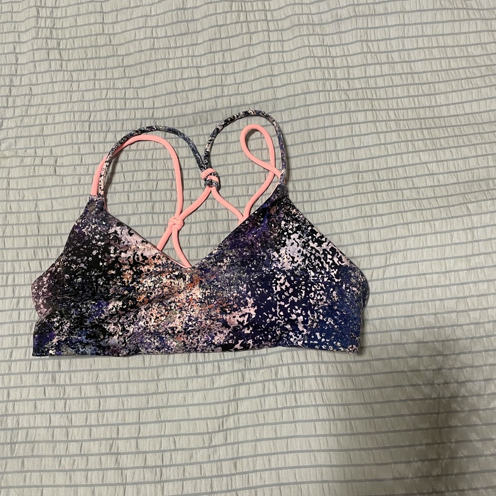 Ivivia sports bra for girls.  Size medium